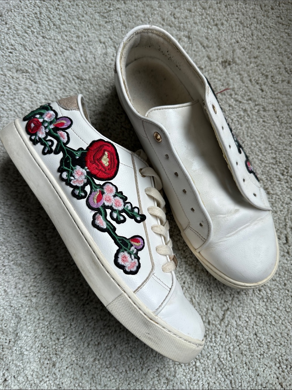 ALDO Kinza White Faux Leather Floral Embroidered Lace Up Sneakers